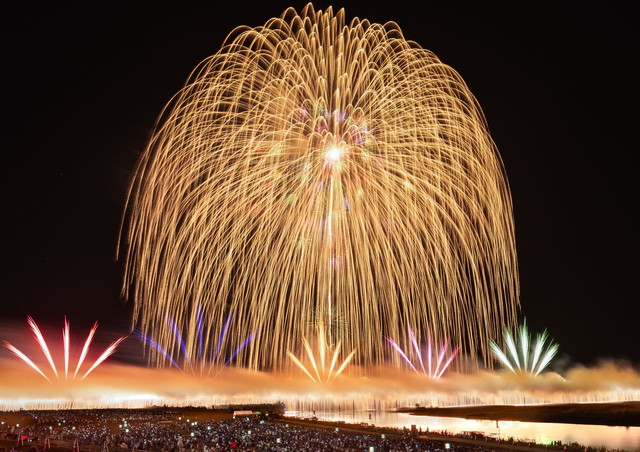 長岡花火（イメージ）