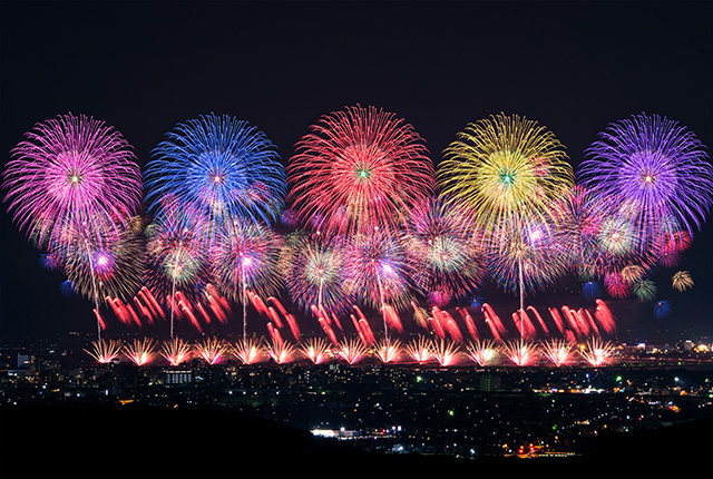 長岡花火（イメージ）