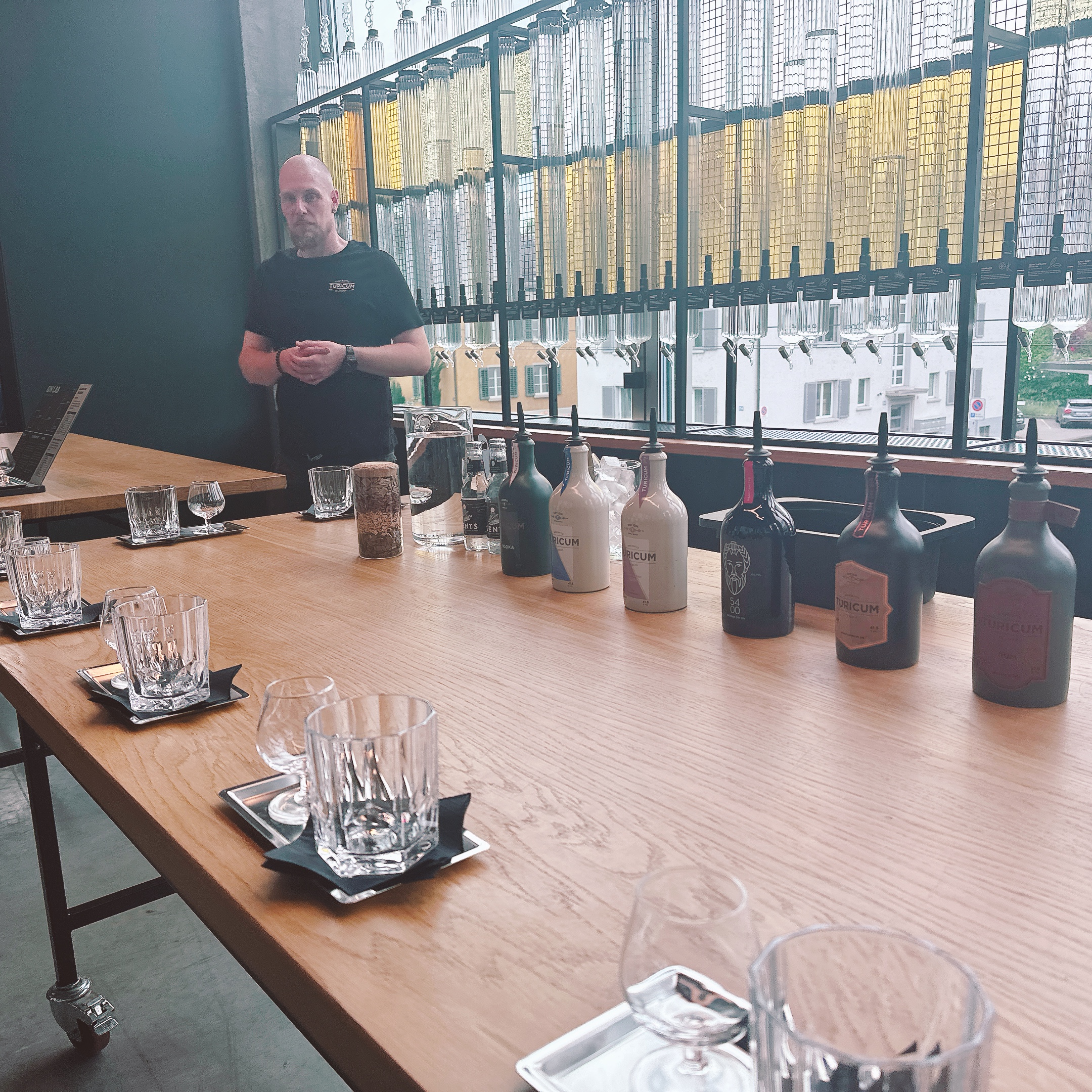 「TURICUM」ジン テイスティングの様子