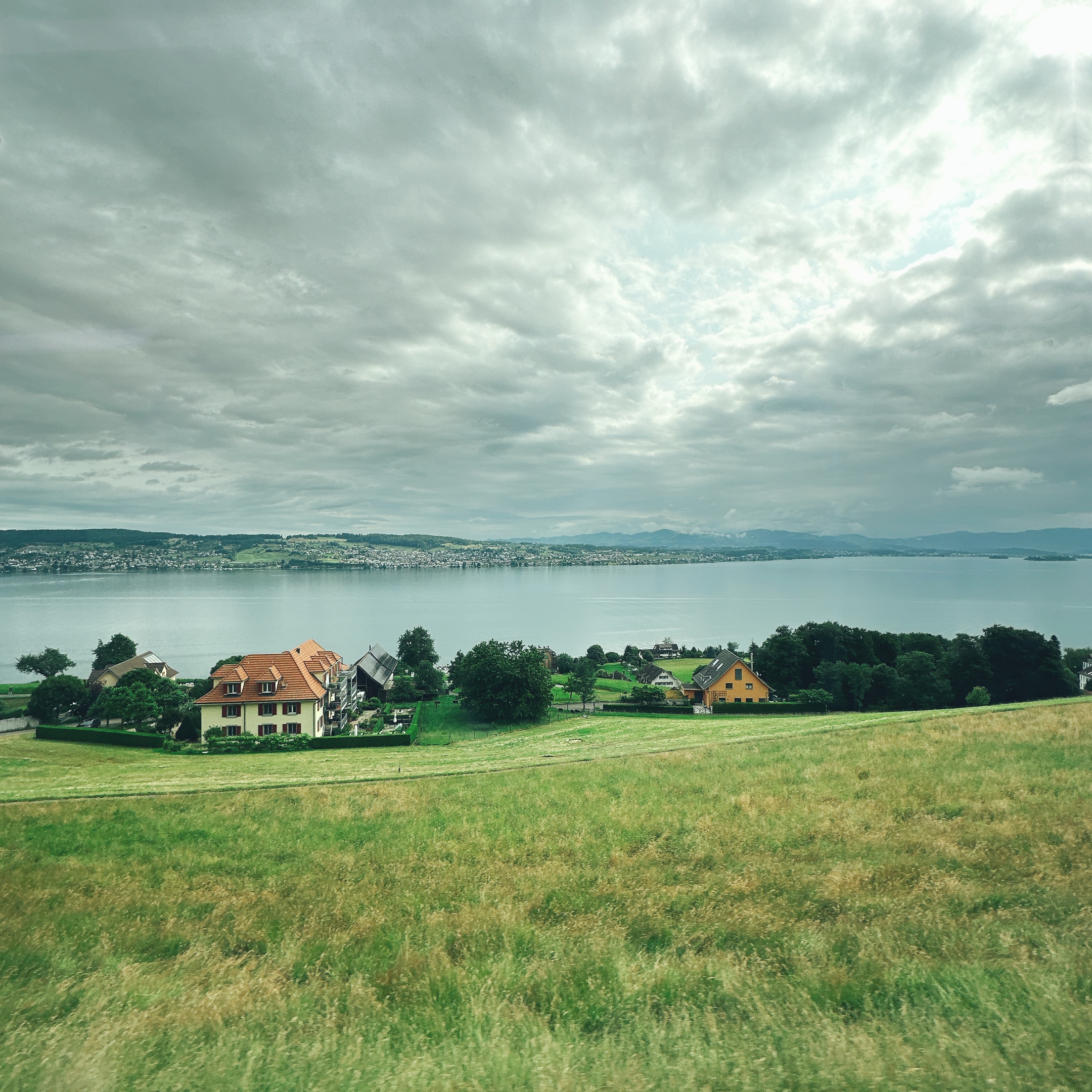 チューリッヒ湖