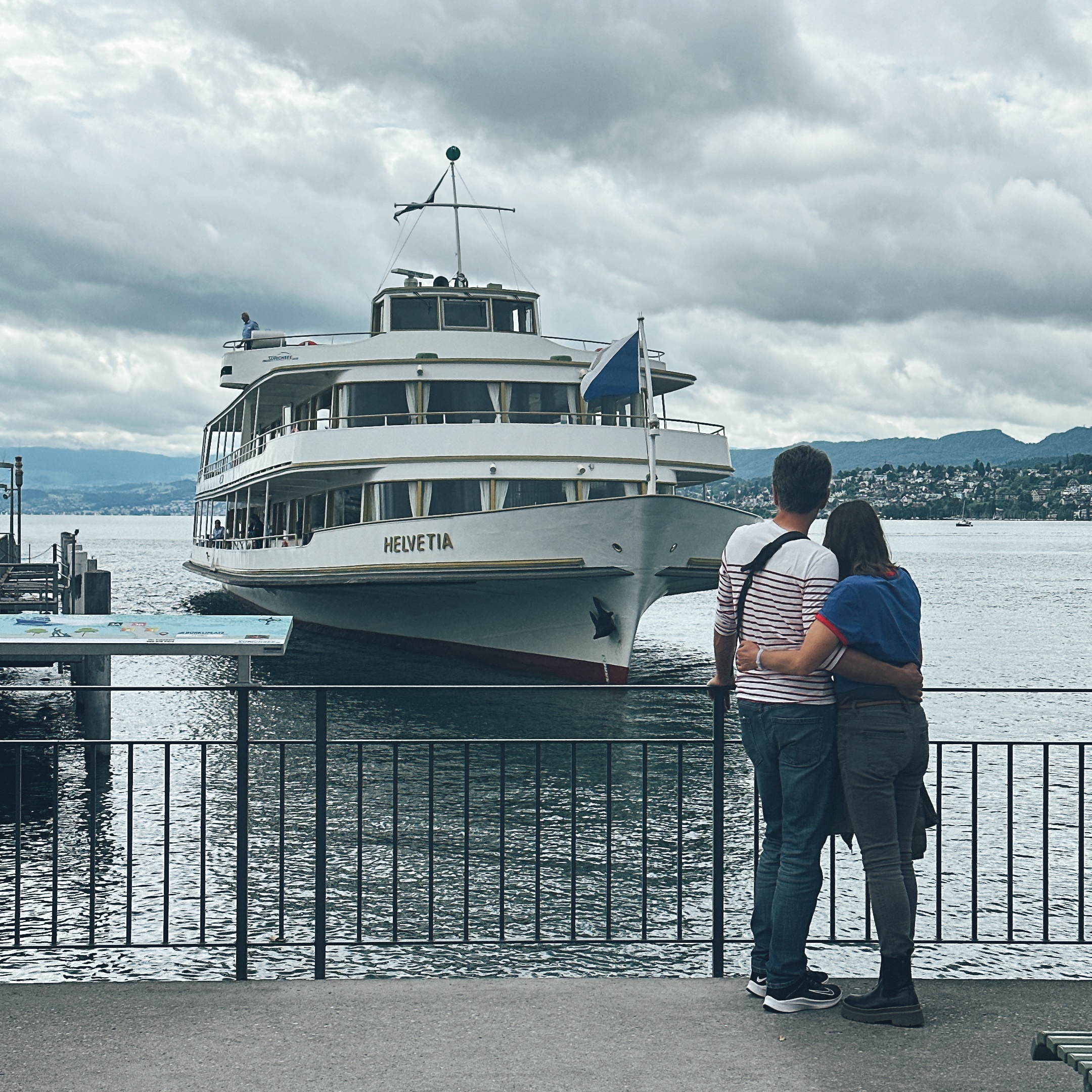 チューリッヒ湖クルーズ