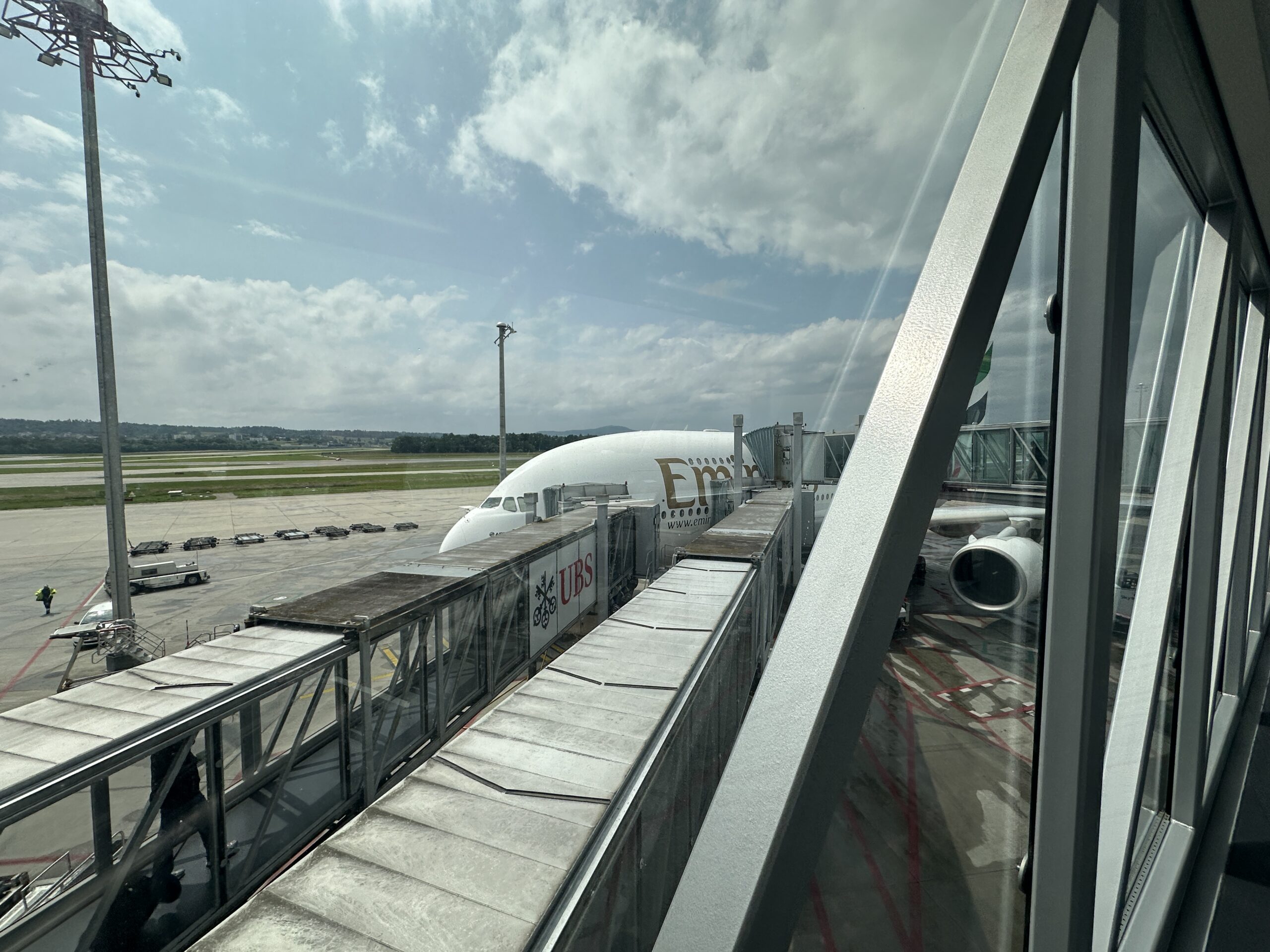 エミレーツ航空にて帰国の途に