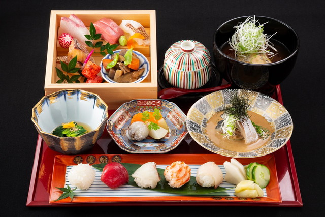 博多箱会席（イメージ）