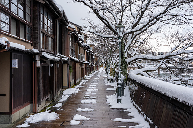 冬の主計町茶屋街（イメージ）