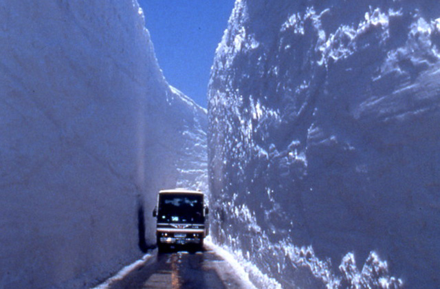 雪の大谷（イメージ）