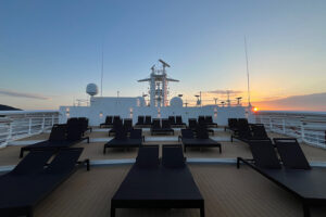 三井オーシャンフジ「サンライズデッキ」(イメージ)