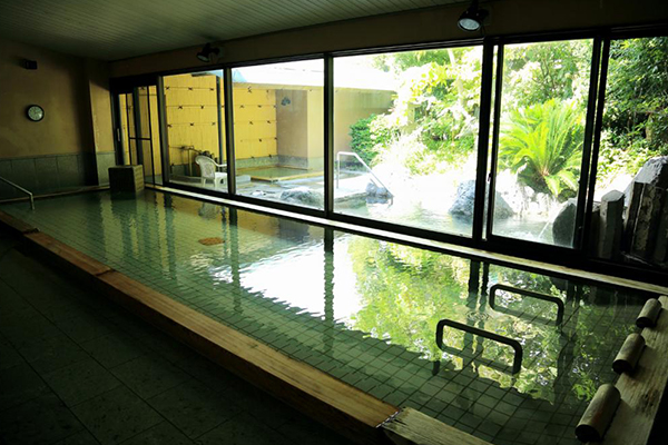 石和温泉(イメージ)写真提供:やまなし観光推進機構