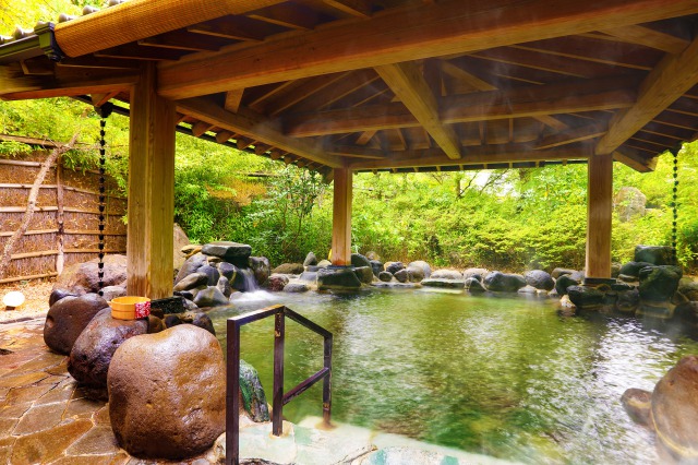 神嘗の湯　露天風呂