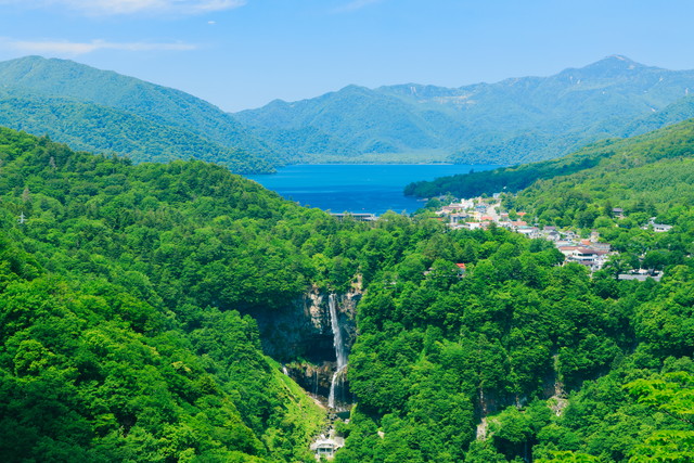 華厳の滝・中禅寺湖（イメージ）