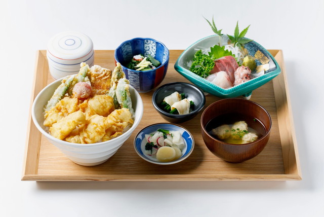 >3日目昼食 ふぐ天丼（イメージ）