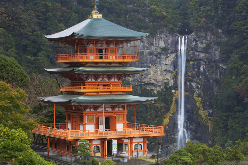 青岸渡寺と那智の滝