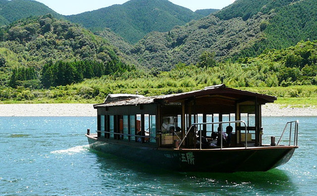 四万十川遊覧船(イメージ)