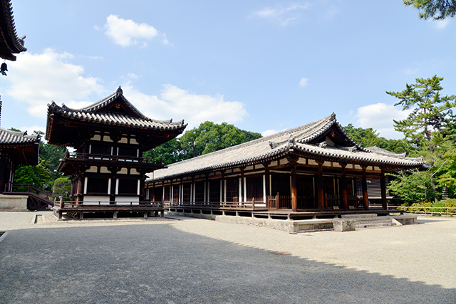 唐招提寺 鼓楼と礼堂