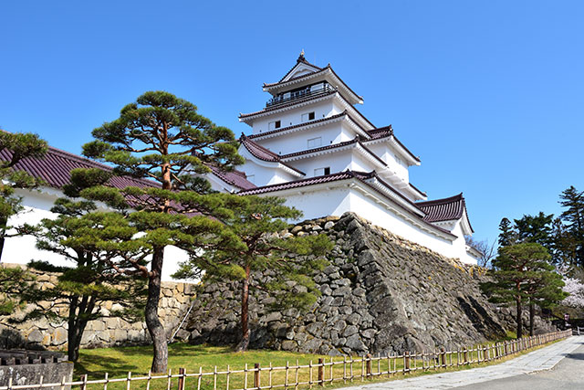 鶴ヶ城