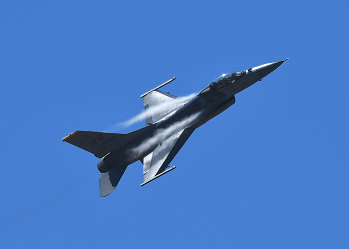 F-16