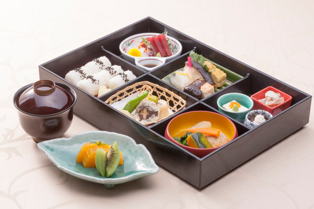 フルーツパーク富士屋ホテル 会席弁当